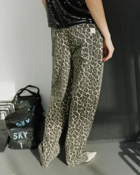 damske-jeans-leopard-sofie-schnoor_10491_29599.jpg